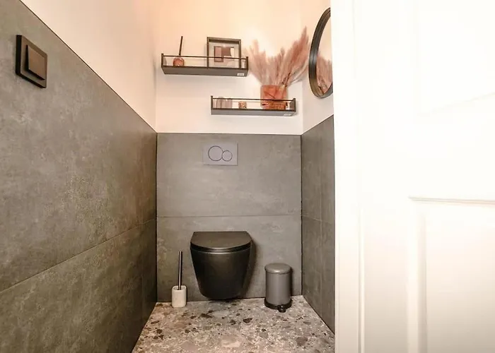 Haya Beachhouse - King *